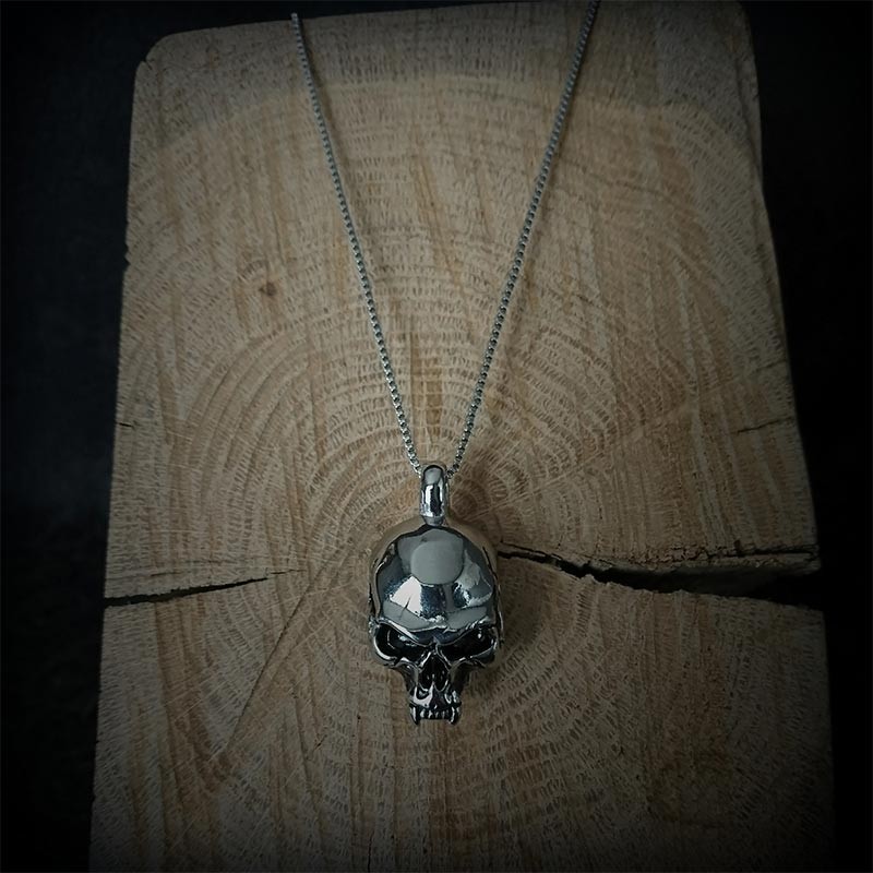 Collier Pendentif Tête De Mort En Métal Argenté - Bijou Fantaisie Unisexe, Neuf Avec étiquettes