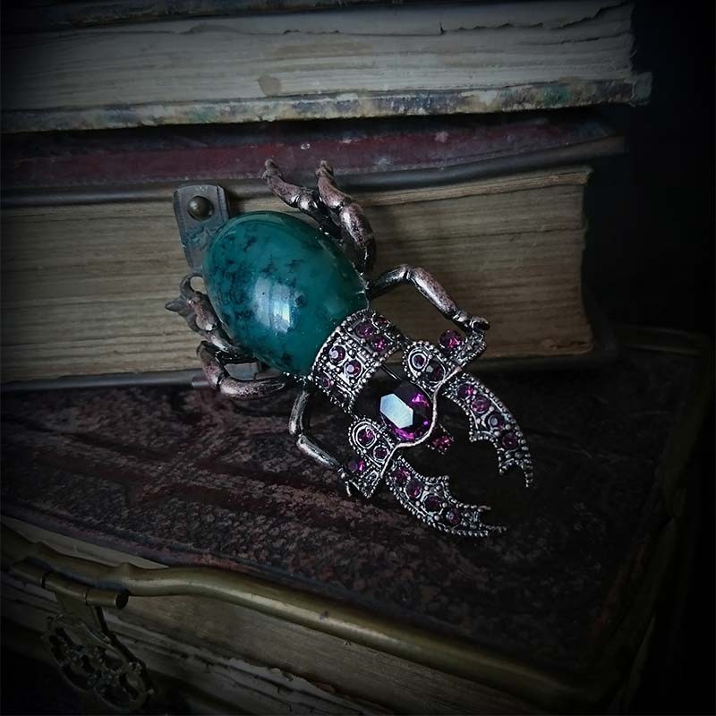Broche Ancienne Avec Perle Verte Et Strass - Création Unique Style Solitaire - Occasion Vintage