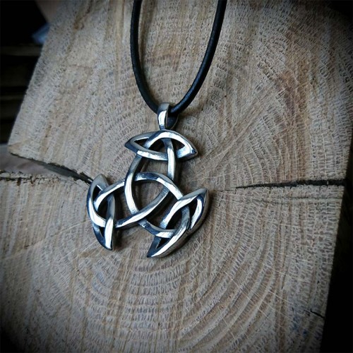 Collier pendentif noeud...