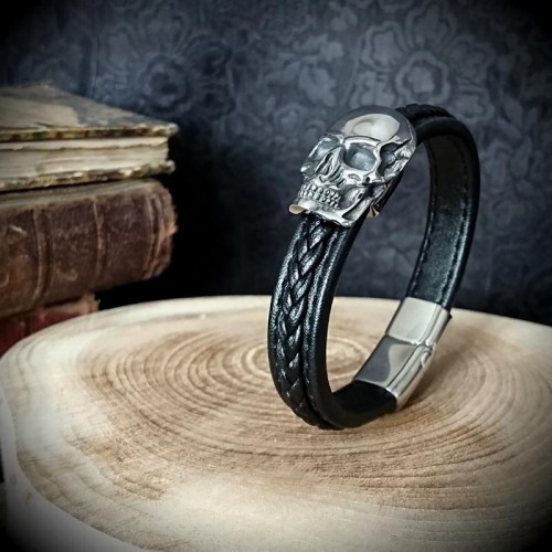 Bracelet simili cuir noir...