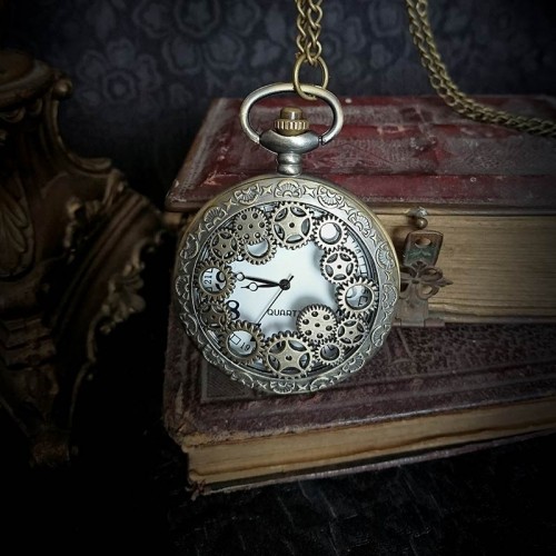 Montre à gousset steampunk