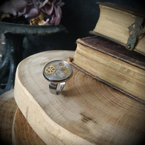 Bague steampunk engrenages...