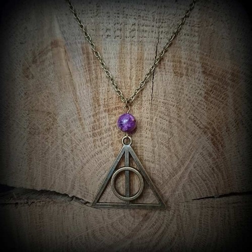 Collier pendentif relique...