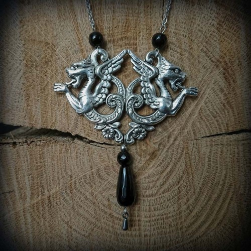 Collier pendentif 2 dragons...