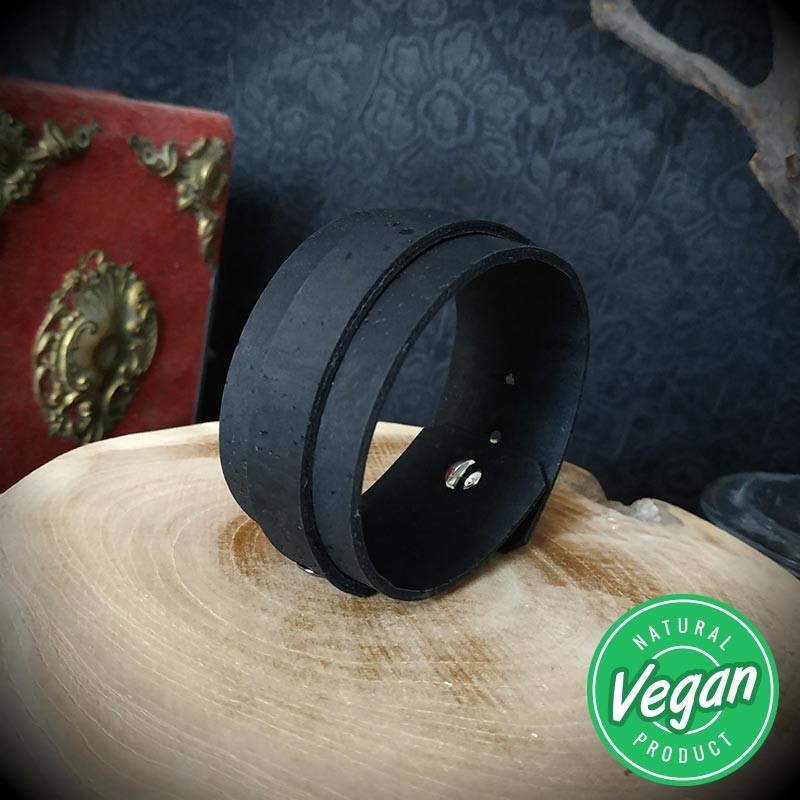 Bracelet de force cuir vegan artisanal noir, 1 lanière, cuir de liège,  gothique, rock, biker