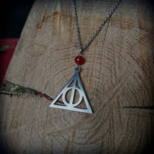 Collier pendentif reliques...