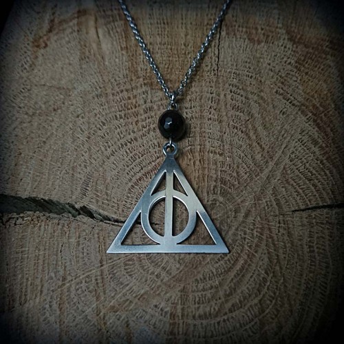 Collier pendentif reliques...