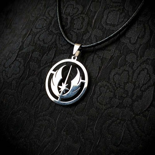 Collier Star Wars pendentif en verre Shin Hati sabre laser acier inoxydable