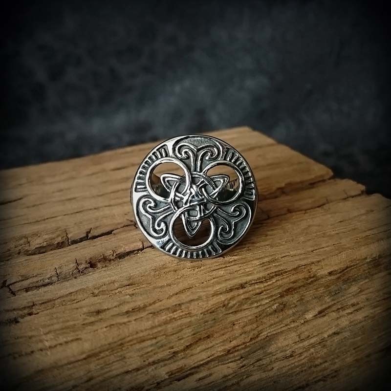 triquetra valknut