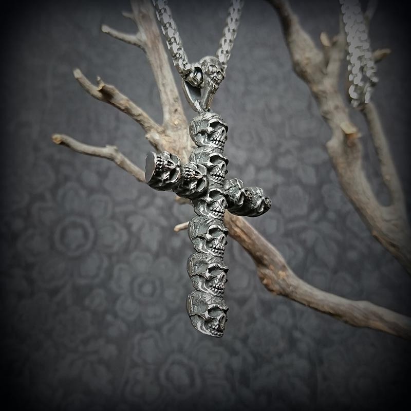 Collier Pendentif Croix Gothique Argenté - En Acier, Style Gothique Moderne