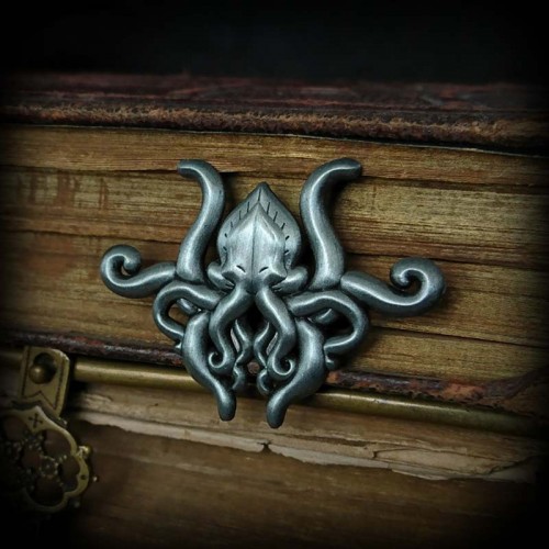 Pin's Cthulhu 3,8 cm...