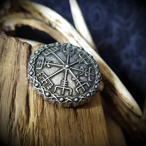 Broche viking Vegvisir 3,4...