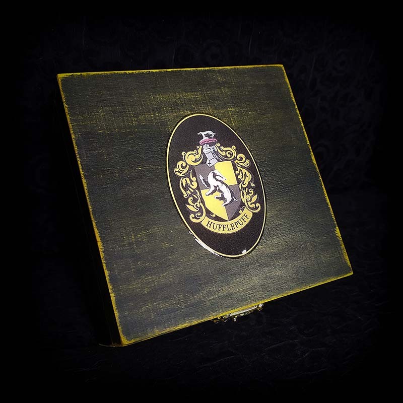 Plat à Bijoux Harry Potter Poufsouffle - Collection Wizarding World, En Pierre Moulée, Livré En Coffret Cadeau